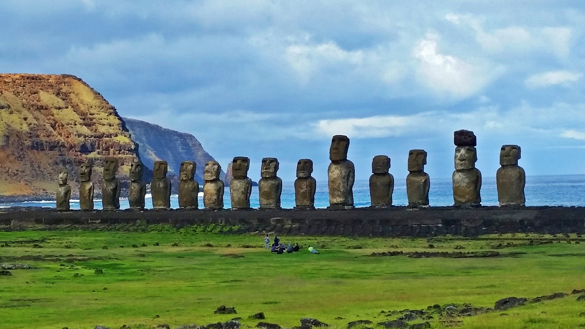 5-Day Mysteries and Treasures of Easter Island